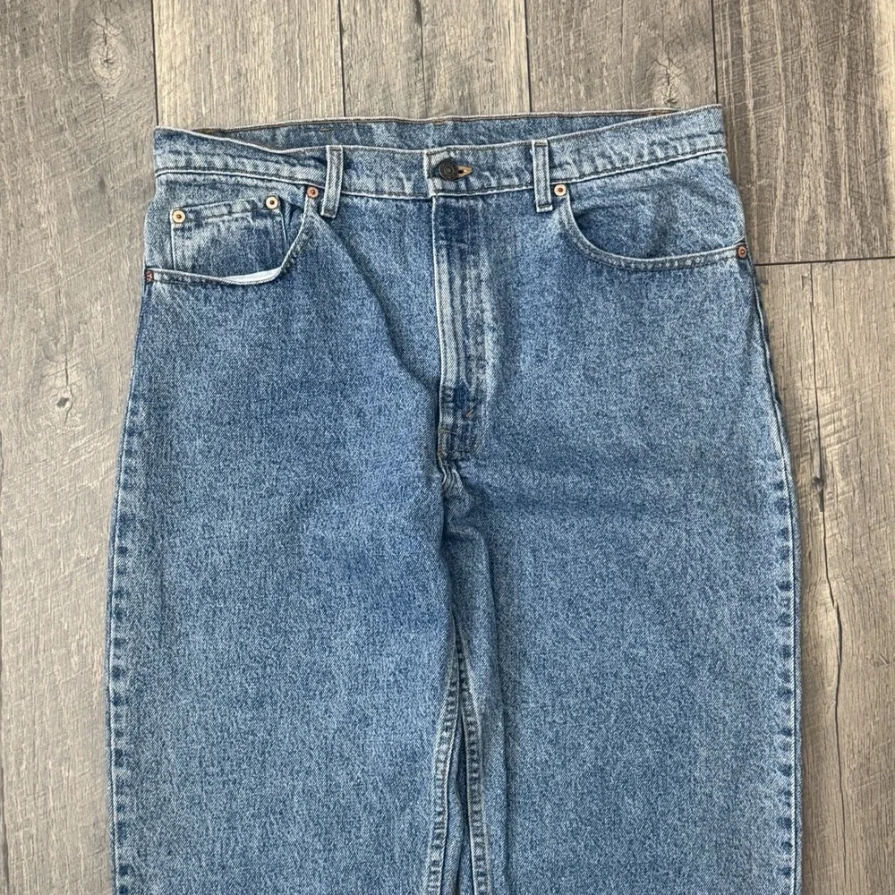 Vintage 90s Levis 550 Relaxed Fit Jeans Mens 38x30 Light Wash Blue Denim Tapered